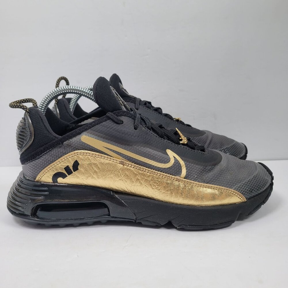 Nike Air Max 2090 Men's Black Metallic Gold Running Shoes DC2191-001 US Size 9